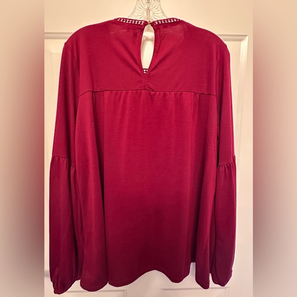 NWT Sangria/ Wine Embroidered Long Sleeve Top – Women’s Large - Picture 6 of 7